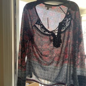 Long sleeve print top